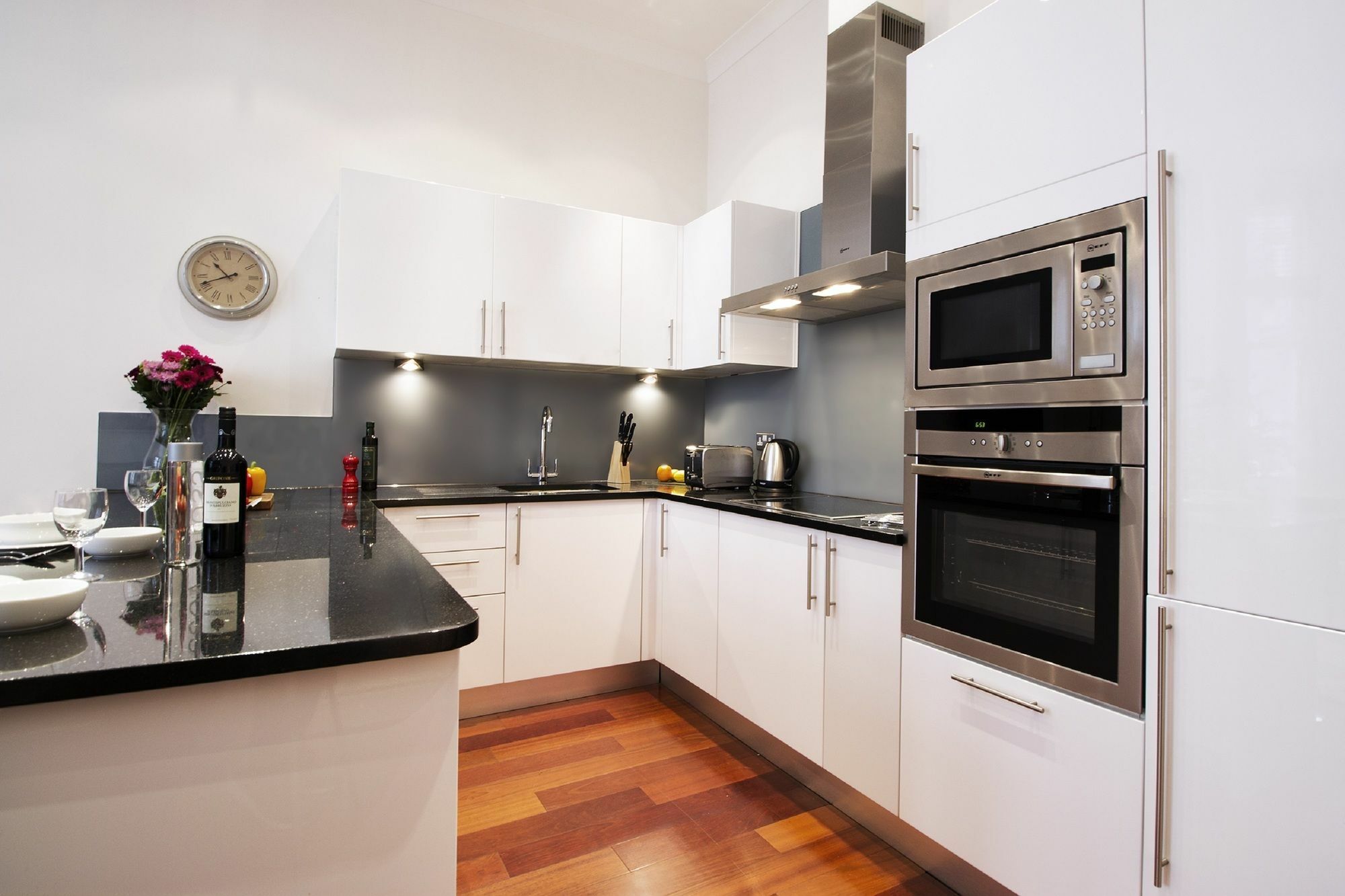 Kensington One Apartment London Bagian luar foto